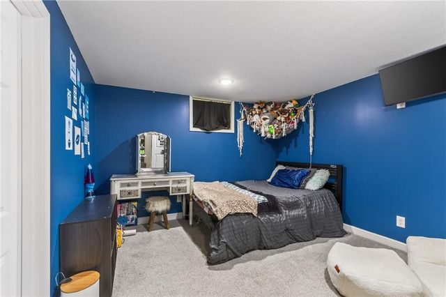 1711 N Dodgion Avenue, Independence, MO 64050