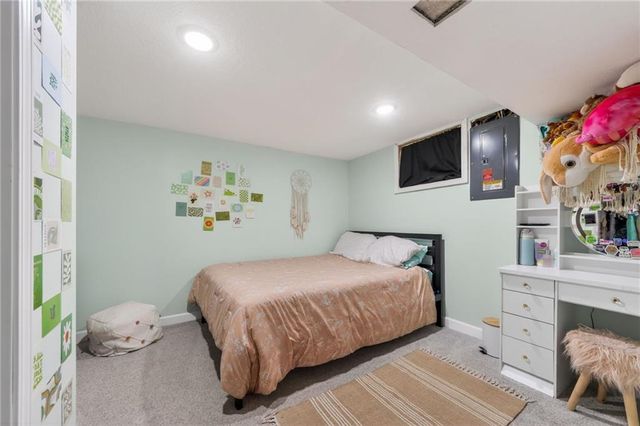 1711 N Dodgion Avenue, Independence, MO 64050