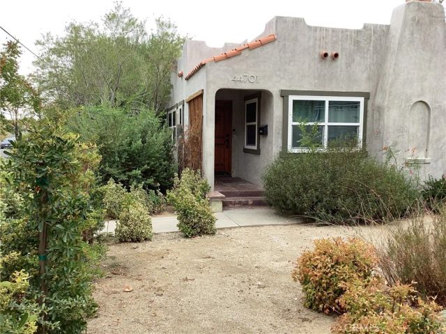 44701 Fig Avenue, Lancaster, CA 93534
