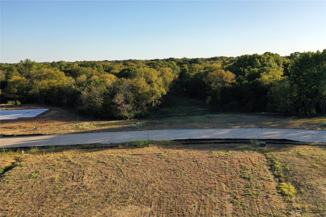 2712 Spring Lake Drive, Sherman, TX 75092