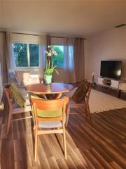 1020 94th St 302, Bay Harbor Islands, FL 33154