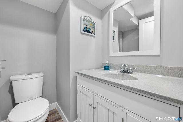 31 Mountain Road, Woodbury, CT 06798