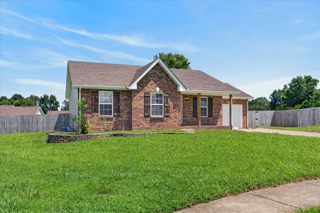 1075 Meshaw Trail, Clarksville, TN 37040