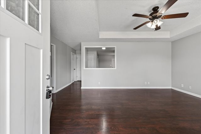 1075 Meshaw Trail, Clarksville, TN 37040