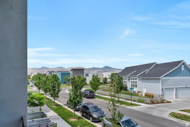 5287 W BOWSTRING WAY, South Jordan, UT 84009