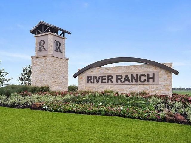 1049 Oakhurst Drive, Dayton, TX 77535