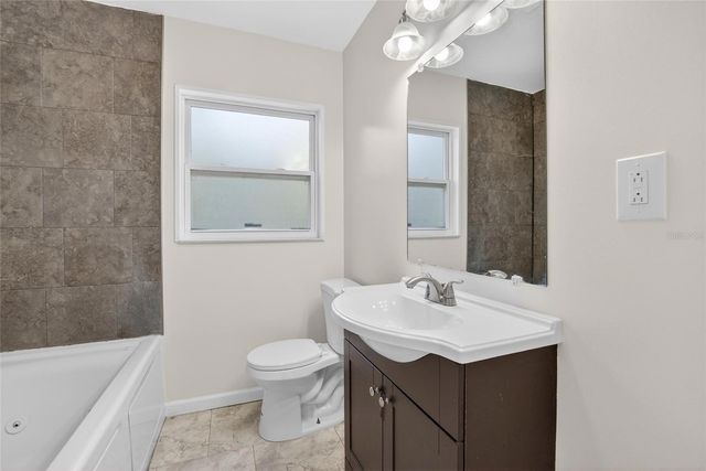 311 NE 5TH STREET, Mulberry, FL 33860