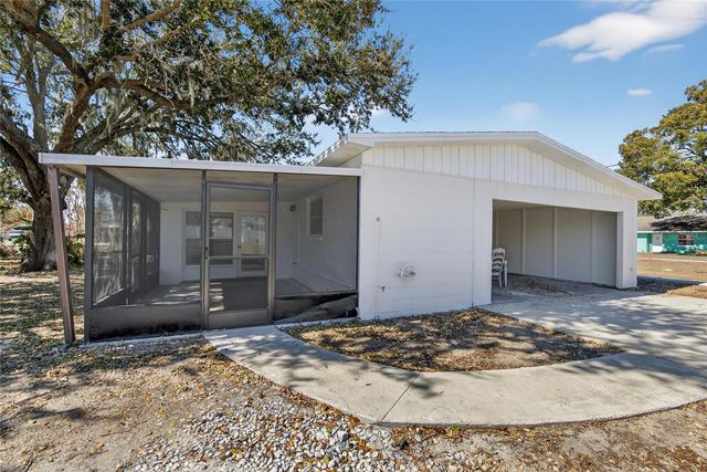 311 NE 5TH STREET, Mulberry, FL 33860