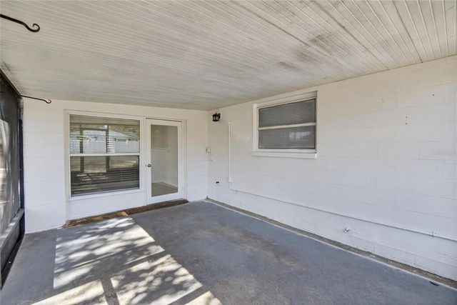 311 NE 5TH STREET, Mulberry, FL 33860