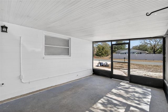 311 NE 5TH STREET, Mulberry, FL 33860