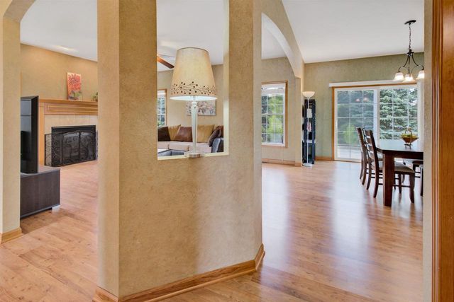 282 Lakeview Drive, Whitewater, WI 53190