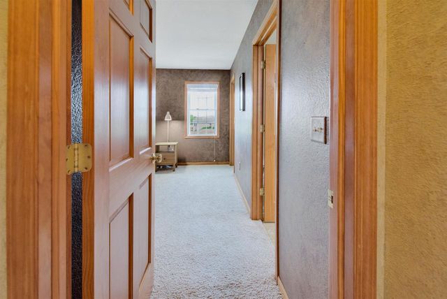 282 Lakeview Drive, Whitewater, WI 53190