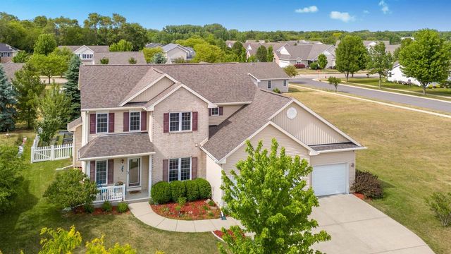 282 Lakeview Drive, Whitewater, WI 53190