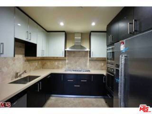 8612 Burton Way 301, Los Angeles, CA 90048