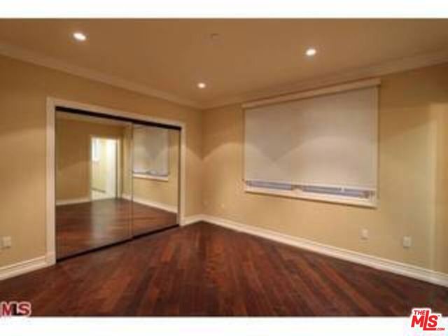 8612 Burton Way 301, Los Angeles, CA 90048