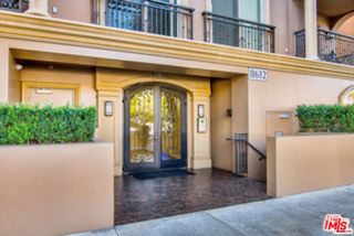 8612 Burton Way 301, Los Angeles, CA 90048