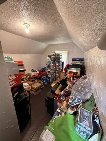 92 High Street, Rochester, NY 14609