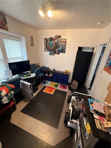 92 High Street, Rochester, NY 14609