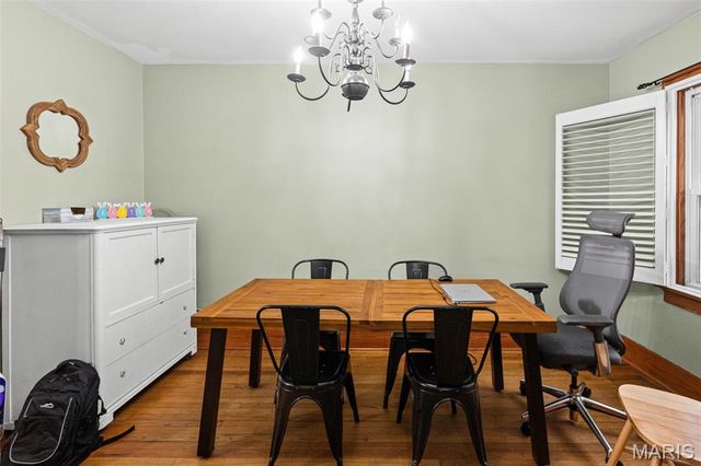 111 W Barr Place, Jerseyville, IL 62052