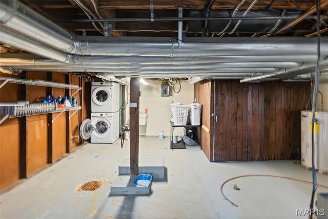 111 W Barr Place, Jerseyville, IL 62052