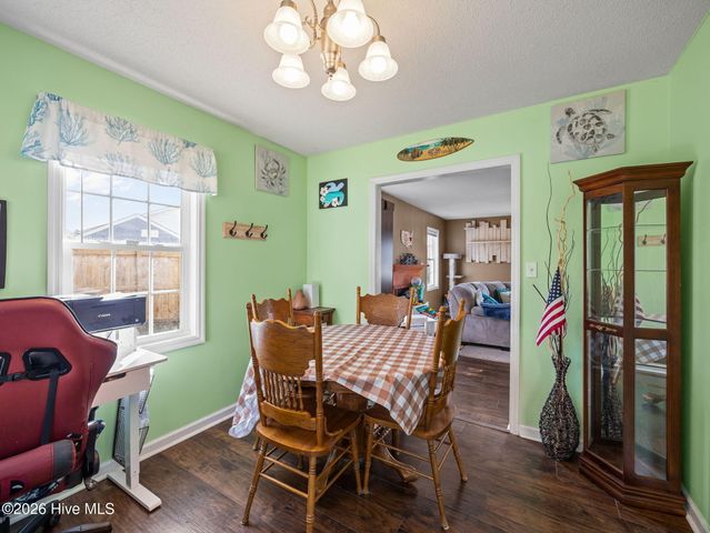 210 Bobwhite Road, Hubert, NC 28539