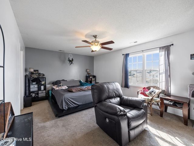 210 Bobwhite Road, Hubert, NC 28539