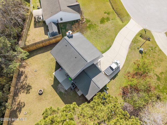 210 Bobwhite Road, Hubert, NC 28539