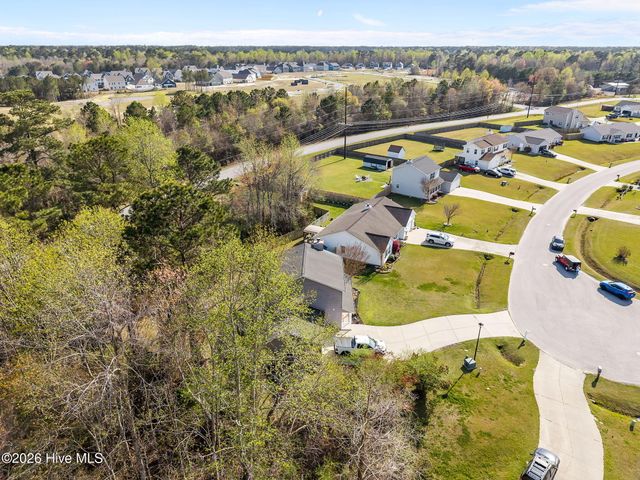 210 Bobwhite Road, Hubert, NC 28539