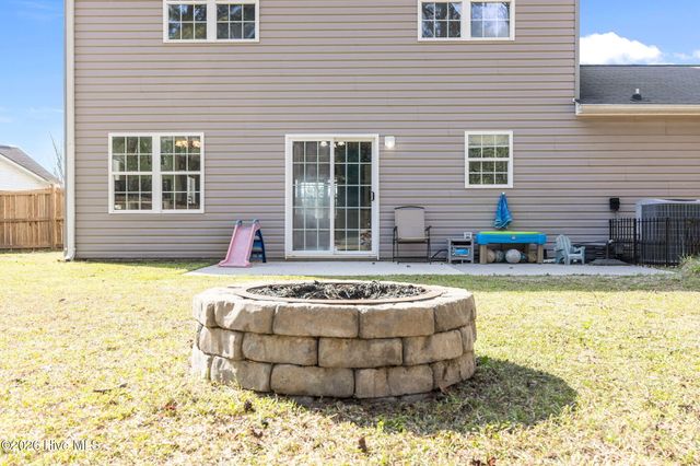 210 Bobwhite Road, Hubert, NC 28539