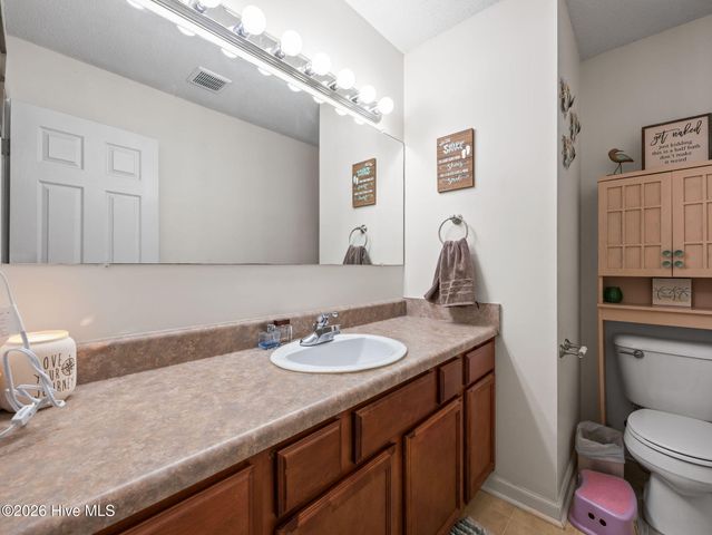 210 Bobwhite Road, Hubert, NC 28539