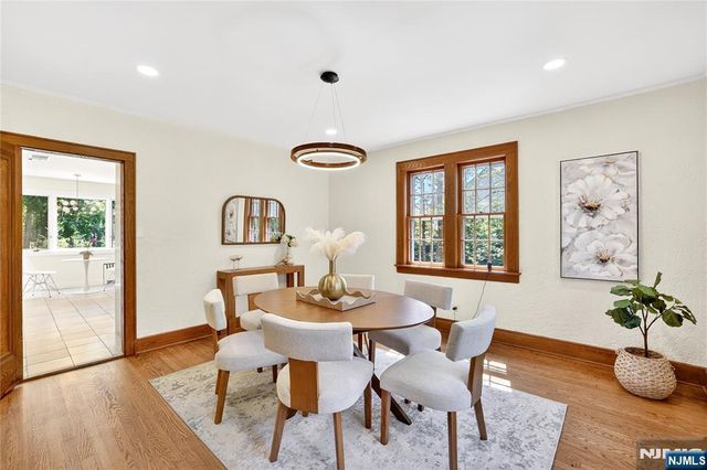 184 Old Short Hills Road, Millburn, NJ 07078