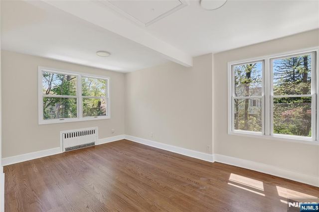 184 Old Short Hills Road, Millburn, NJ 07078