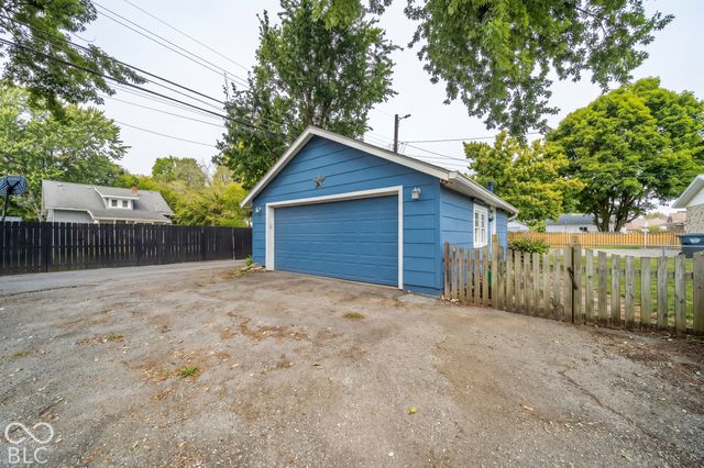 350 S East Street, Pendleton, IN 46064