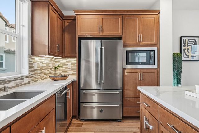 672 672 Amalfi Loop, Milpitas, CA 95035