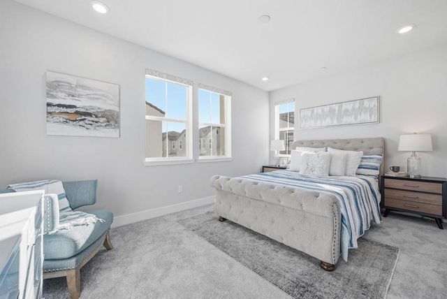 672 672 Amalfi Loop, Milpitas, CA 95035