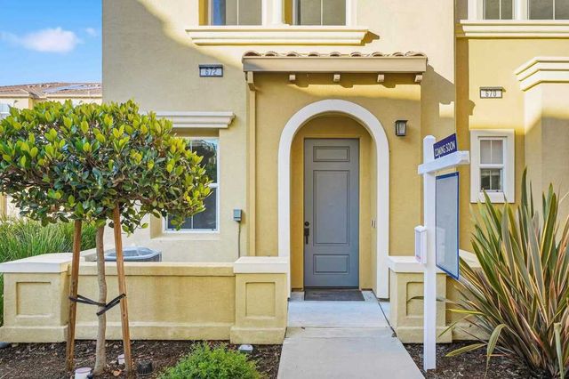 672 672 Amalfi Loop, Milpitas, CA 95035