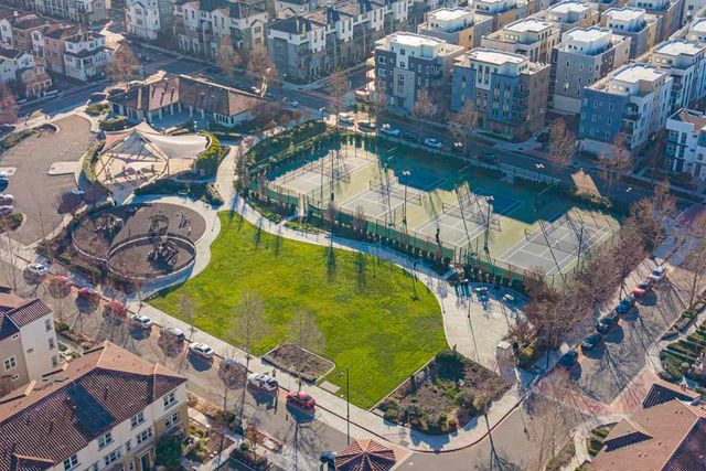 672 672 Amalfi Loop, Milpitas, CA 95035