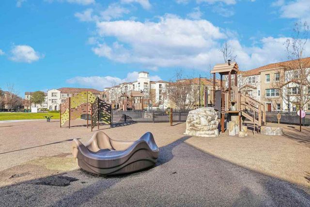 672 672 Amalfi Loop, Milpitas, CA 95035