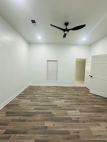 410 E SYCAMORE ST, Bolivar, TN 38008