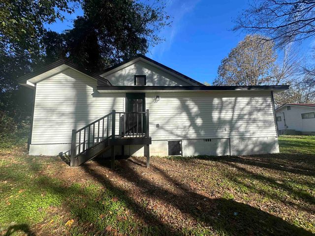 410 E SYCAMORE ST, Bolivar, TN 38008