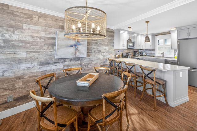 4024 Beachside One Dr 4024, Miramar Beach, FL 32550