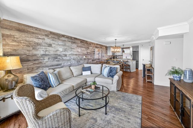 4024 Beachside One Dr 4024, Miramar Beach, FL 32550