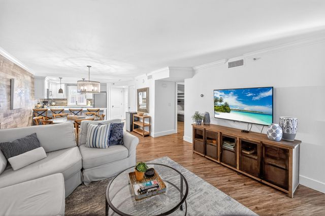 4024 Beachside One Dr 4024, Miramar Beach, FL 32550