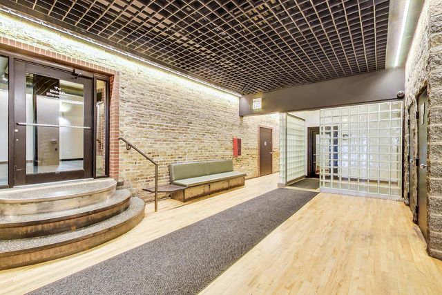 312 N May Street 4K, Chicago, IL 60607