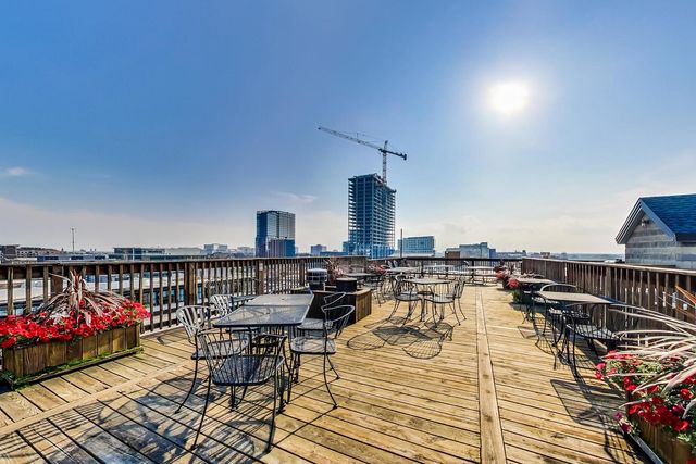 312 N May Street 4K, Chicago, IL 60607