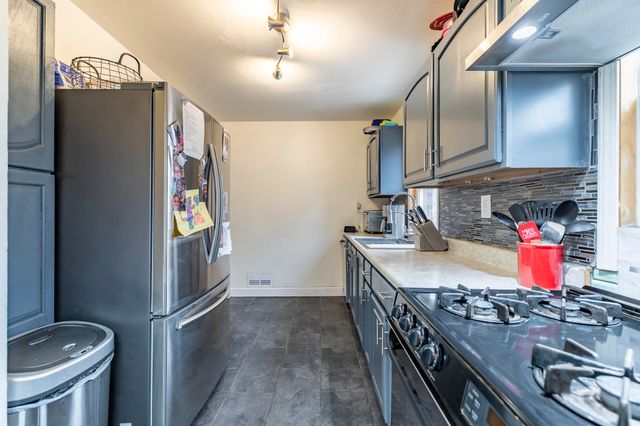 745 Porter Street, Gary, IN 46406