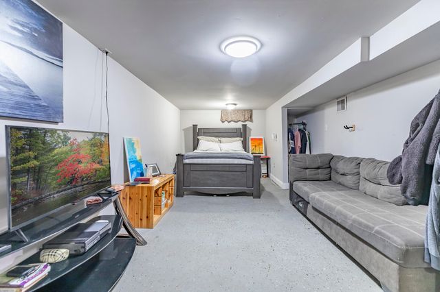 745 Porter Street, Gary, IN 46406