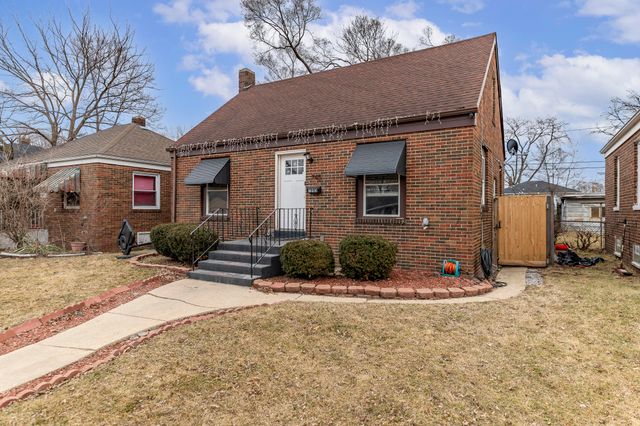 745 Porter Street, Gary, IN 46406