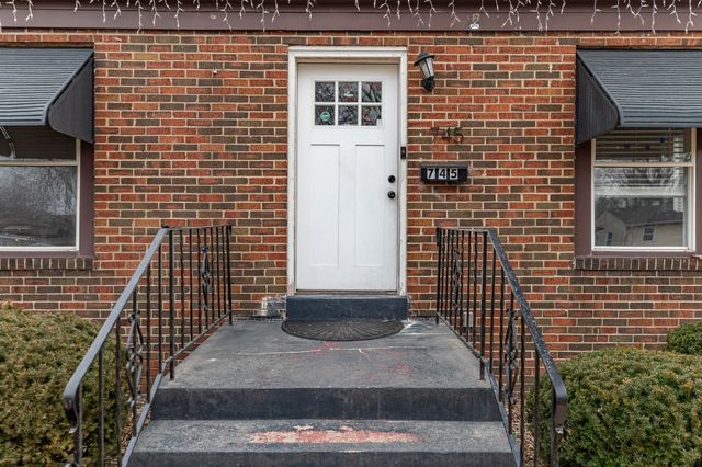 745 Porter Street, Gary, IN 46406