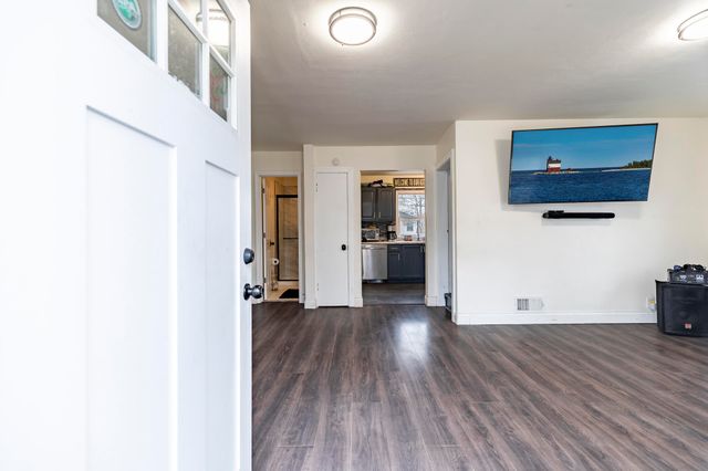 745 Porter Street, Gary, IN 46406